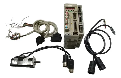 Servo Drive Omron Yaskawa Sgdh-01ae-oy 220v Com Servo Motor