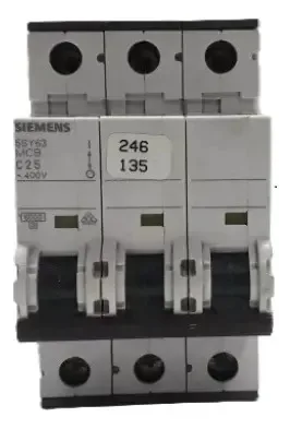 Mini Disjuntor Tripolar 25a Siemens 5sy63 Mcb C25 270/400v