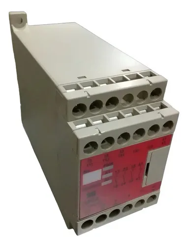 Relé De Segurança Omron G9sa-301 24vac/dc